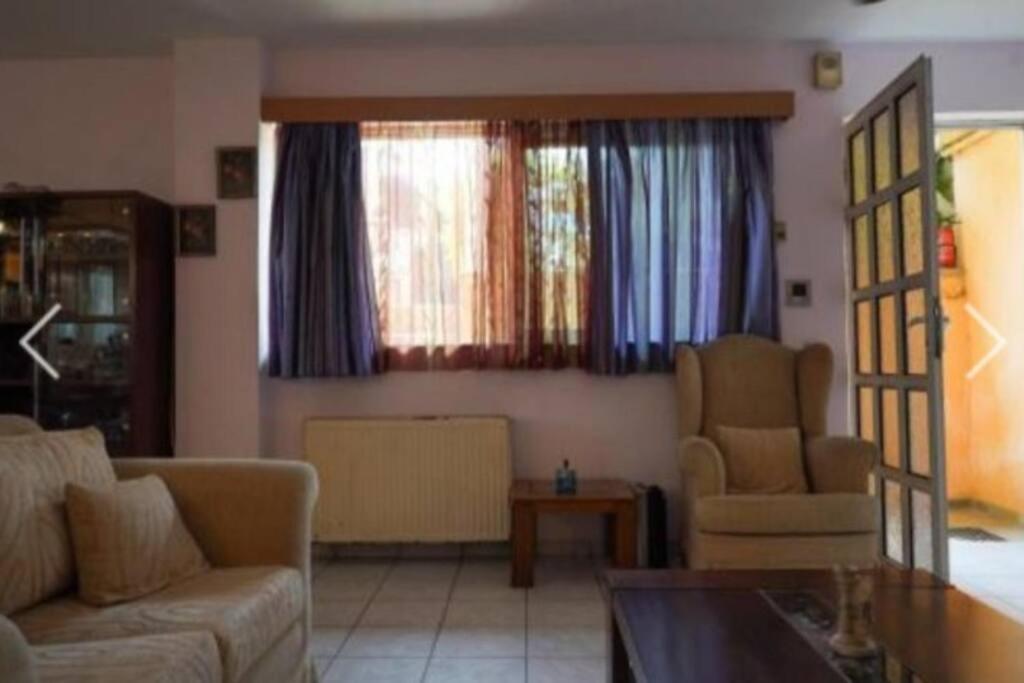 Appartamento George 'S Nest Agios Spyridon  Esterno foto