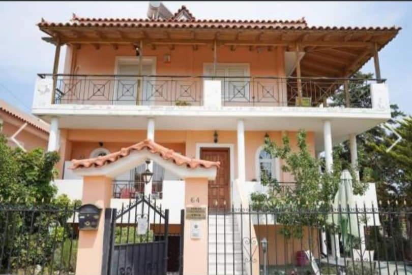 Appartamento George 'S Nest Agios Spyridon  Esterno foto